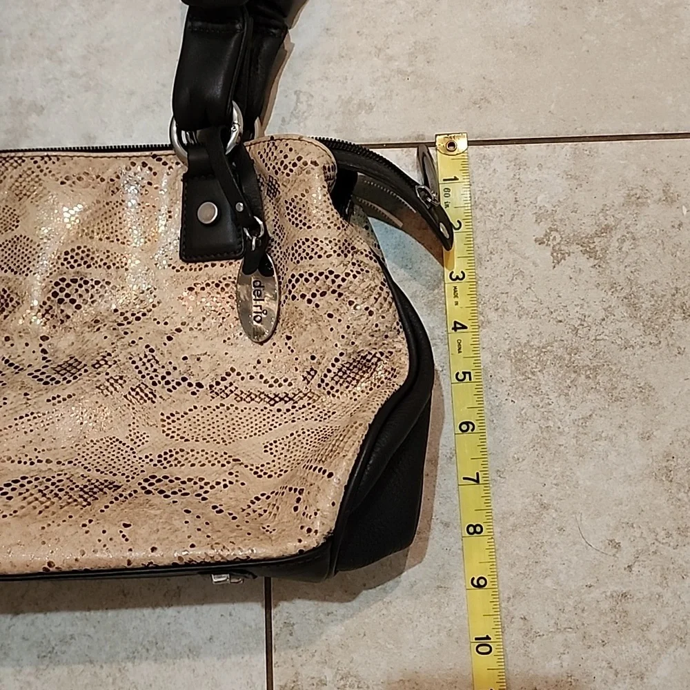 Del Rio Handbag - Picture 6 of 9